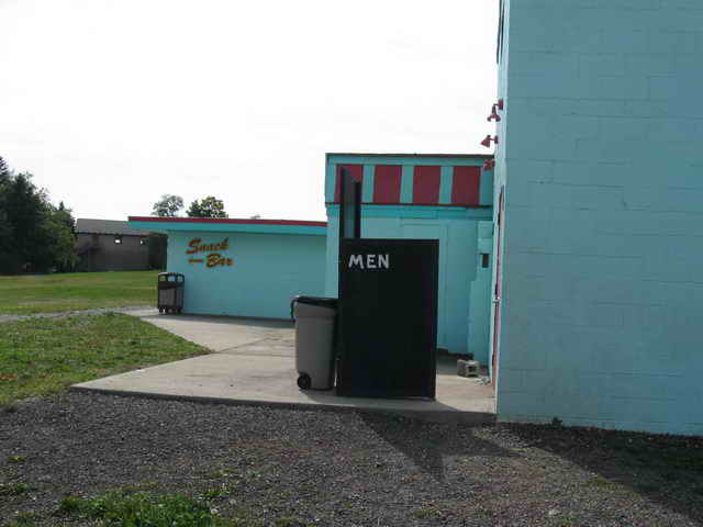 Twin Hi-Way Drive-In - 2013 Photo